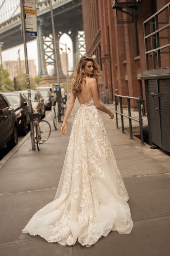 Свадьба - World Exclusive: Berta Wedding Dress Collection 2018