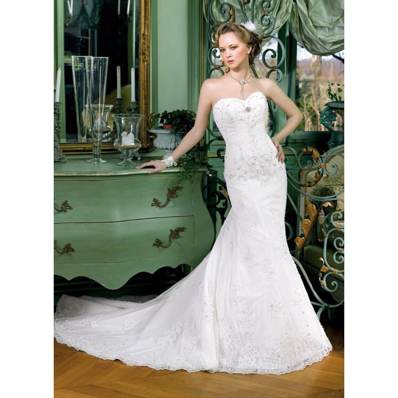 Wedding - Miss Kelly, 131-10 - Superbes robes de mariée pas cher 