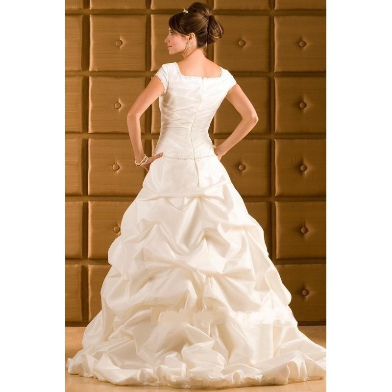 Mariage - Nice A-Line/Princess Square Chapel Satin Modest Wedding Dresses In Canada Wedding Dress Prices - dressosity.com