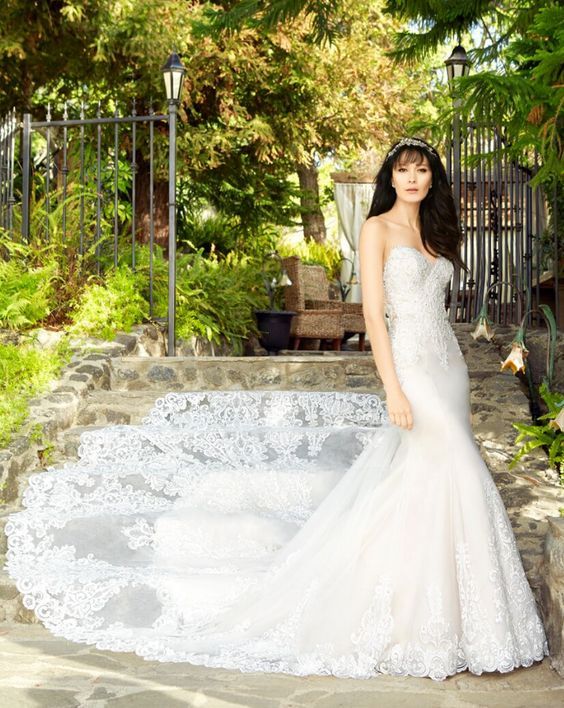 Свадьба - Wedding Dress Inspiration - Val Stefani