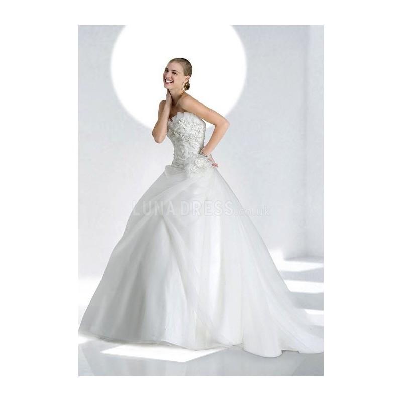 زفاف - Fancy Strapless Ball Gown Lace Floor Length Wedding Gowns - Compelling Wedding Dresses