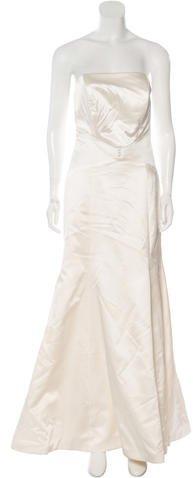 Hochzeit - Monique Lhuillier Elegance Strapless Wedding Gown