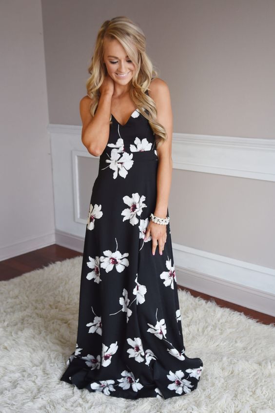 Свадьба - How To Look Stunning This Season: 16  Impeccably Luscious Maxi Dresses