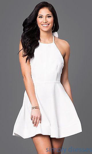 Свадьба - Short Open-Back Halter Dress With Long Back Bow