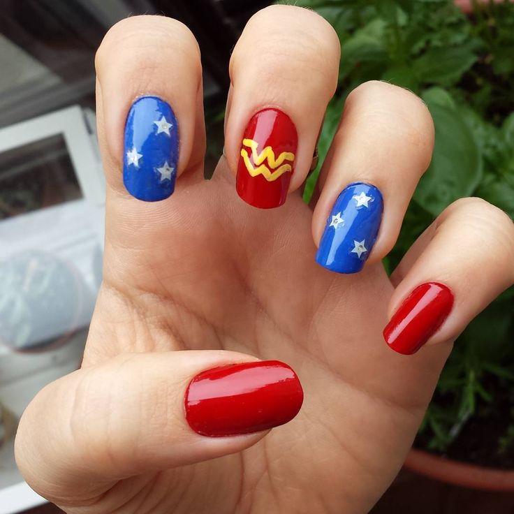 زفاف - Wonder Woman Nails
