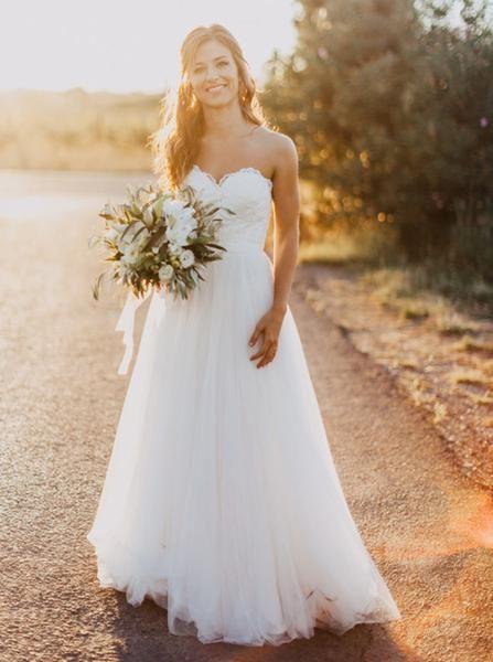 Свадьба - A-line Strapless Sweetheart Neck Lace Up Sweep Train Bridal Wedding Dress