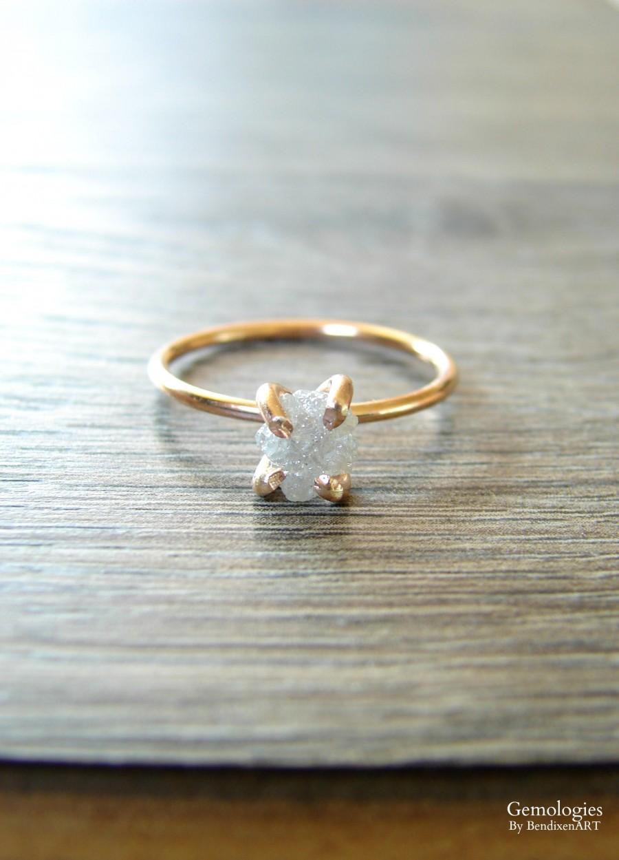 Mariage - Stunning White Raw Diamond & 14K Rose Gold Fill Band, Engagement Ring for Women, Proposal Ring, Wedding Ring, Vow Exchange Ring, Anniversary