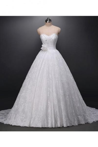 Hochzeit - Exquisite Ball Gown Sweetheart Court Wedding Dress With Rhinestone Handmade Flower TN0004