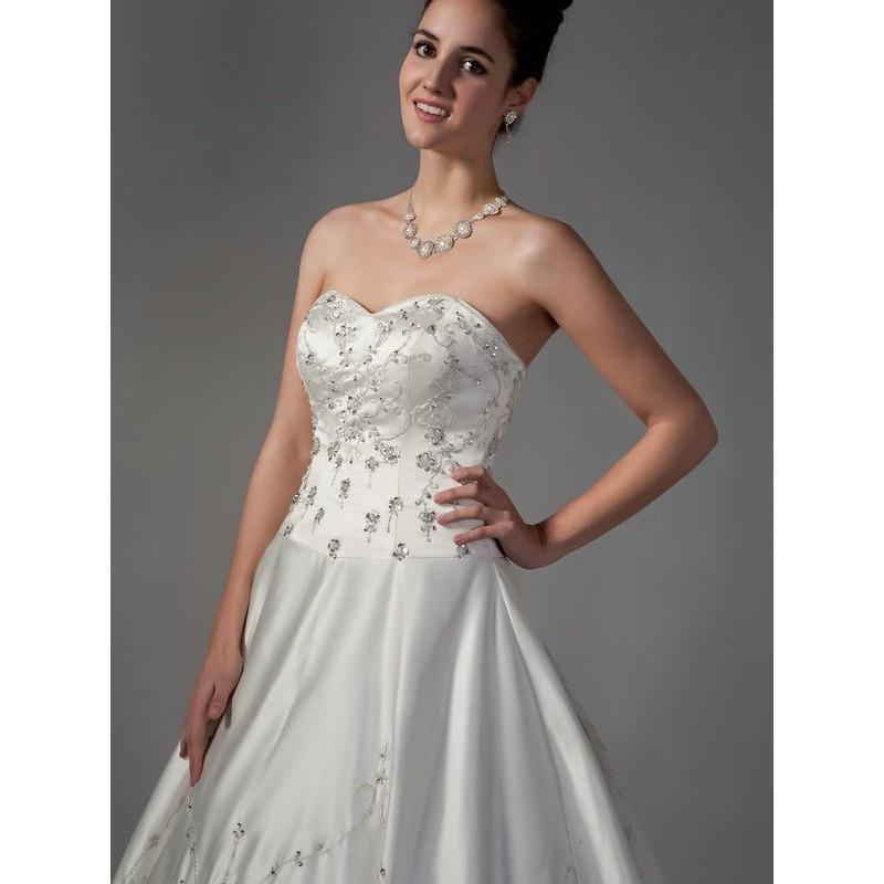 Hochzeit - Brilliant Sweetheart Beading Satin Wedding Dresses In Canada Wedding Dress Prices - dressosity.com