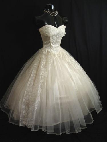 Hochzeit - Vintage 50's 50s STRAPLESS Ivory Tulle Satin Lace WEDDING Prom Formal Dress Gown