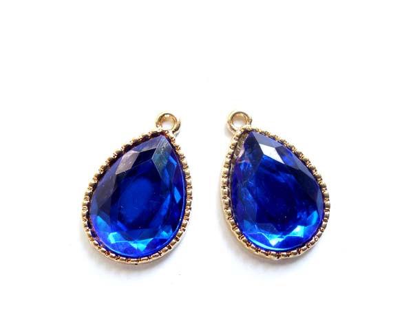 Mariage - 2 Gold Plated Teardrop Blue Resin Charms - 21-41-6