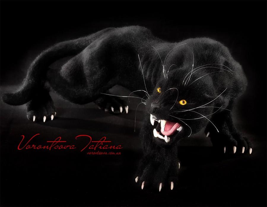 Mariage - Needle Felted Wool Animal Sculpture Black Jaguar (Black Panther): Noir