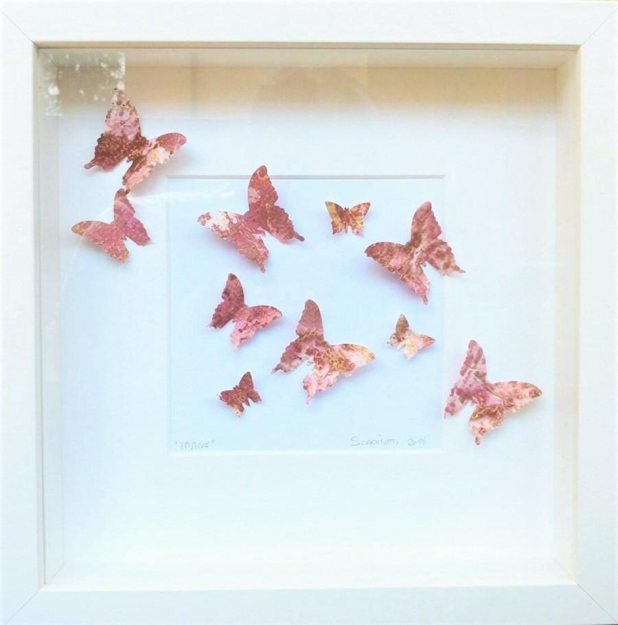 Mariage - Butterfly painting. Each of Andrea Scacciotti's traces is a unique piece, resulting from a brillant concept and painstaking craft.
