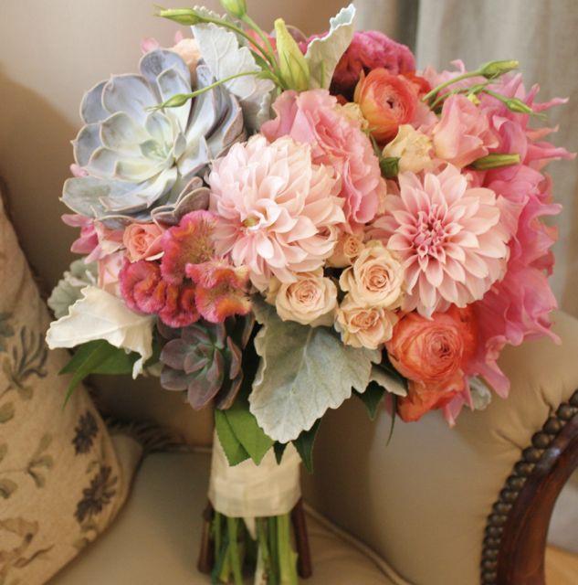 زفاف - 2013 Trend Setting Wedding Bouquets By The Chapel Designers
