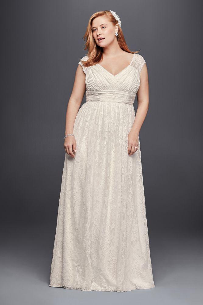 Свадьба - Plus Size Sheath Wedding Dress With Cap Sleeves
