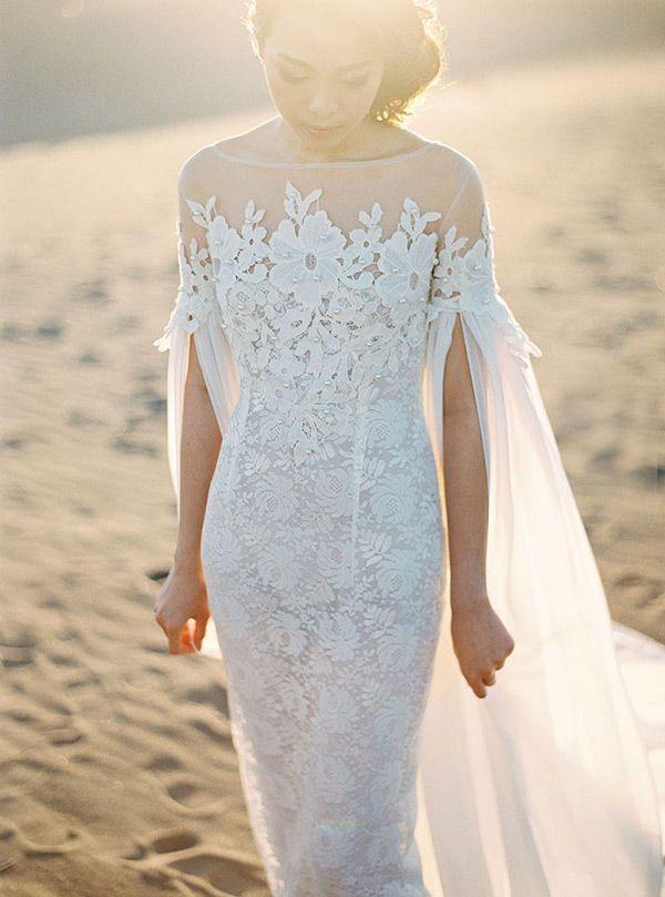 Свадьба - A Statement Trend: 19 Amazing Wedding Dresses With Capes