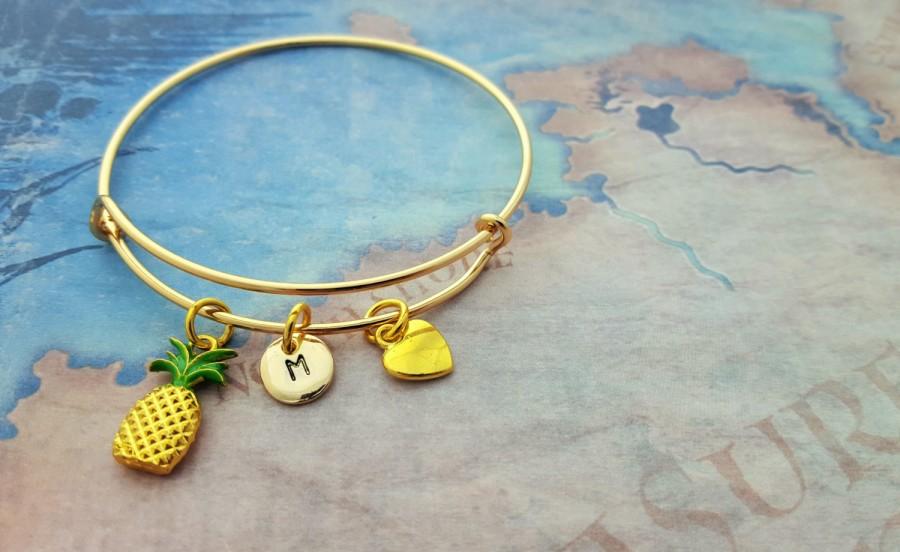 Hochzeit - Pineapple Bangle, Gold Charm Bracelet, Pineapple Jewellery, Personalised Bangle, Gold Bangle, Holiday Gift, Summer, Tropical Fruit Gift