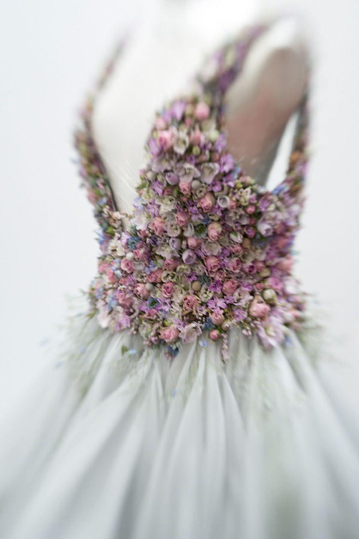 Свадьба - Sleeping Beauty: Zita Elze Floral Artist At Brides The Show