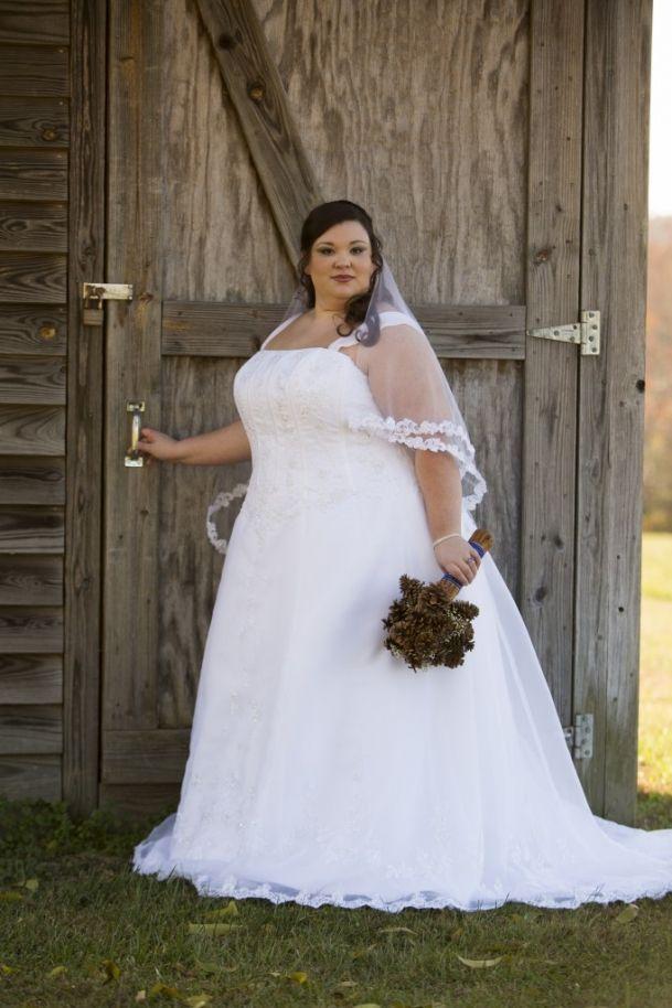 Свадьба - {Real Plus Size Wedding} Winter Fairy Tale In South Carolina
