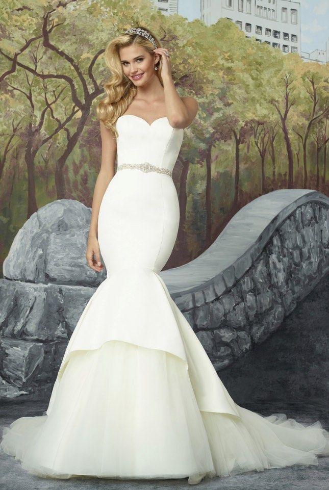 Mariage - Wedding Dress Inspiration - Photo: Justin Alexander Bridal