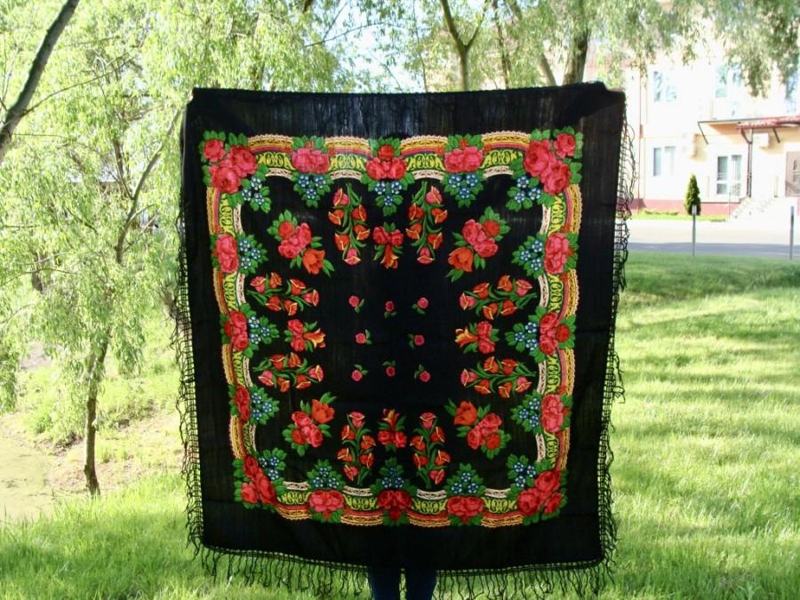 Wedding - Black shawl Russian shawl Black scarf Ukrainian shawl Wool Shawl with tassels Floral shawl Babushka shawl Scarves vintage shawl USSR shawl