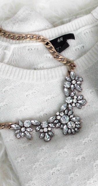 Hochzeit - Glam And Glitter Statement Necklace