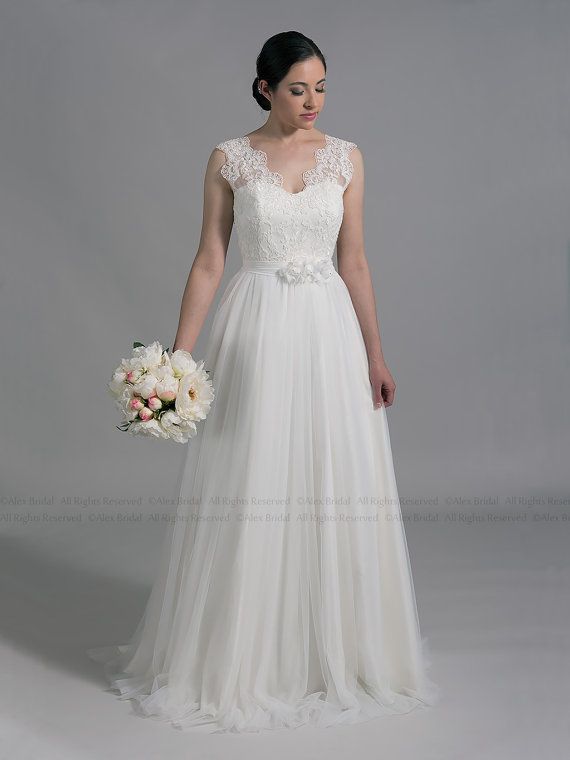 زفاف - Ivory Lace Wedding Dress, Sleevelss V-back Alencon Lace With Tulle Skirt