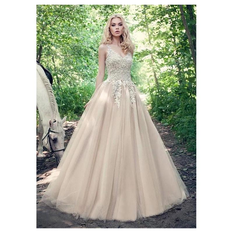 Hochzeit - Fabulous Tulle V-neck Neckline Ball Gown Wedding Dresses With Beadings - overpinks.com
