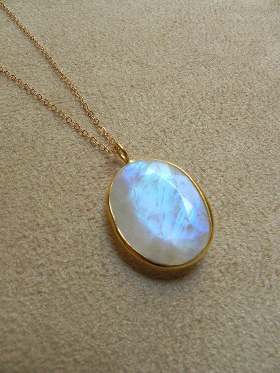Свадьба - Large Faceted Rainbow Moonstone And Gold Filled Pendant Necklace