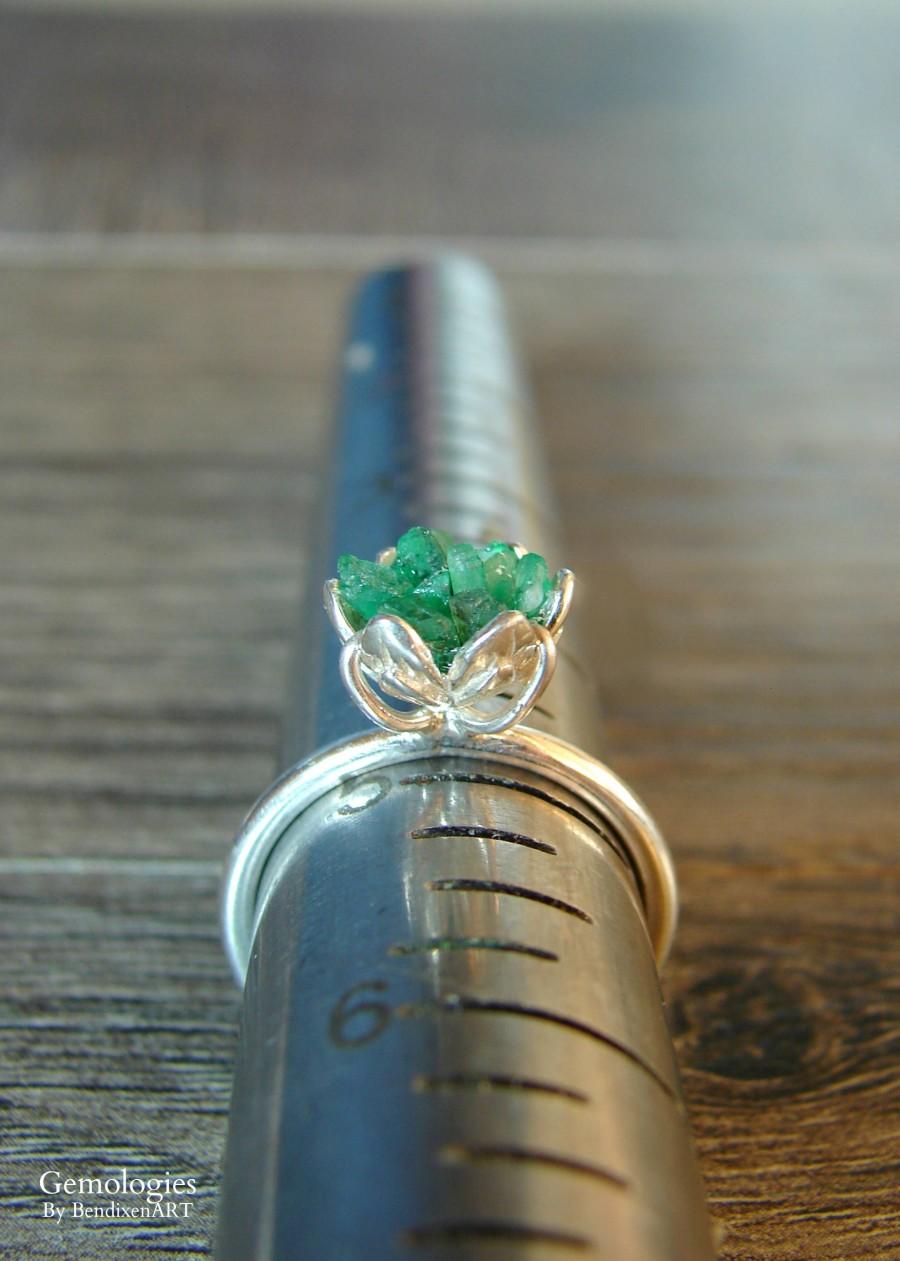 Wedding - Rough Emerald Ring, Luxury Gift for Woman, May Birthstone Ring, Lotus Flower Ring, Girlfriend Gift, Anniversary for Wife, Christmas for Her