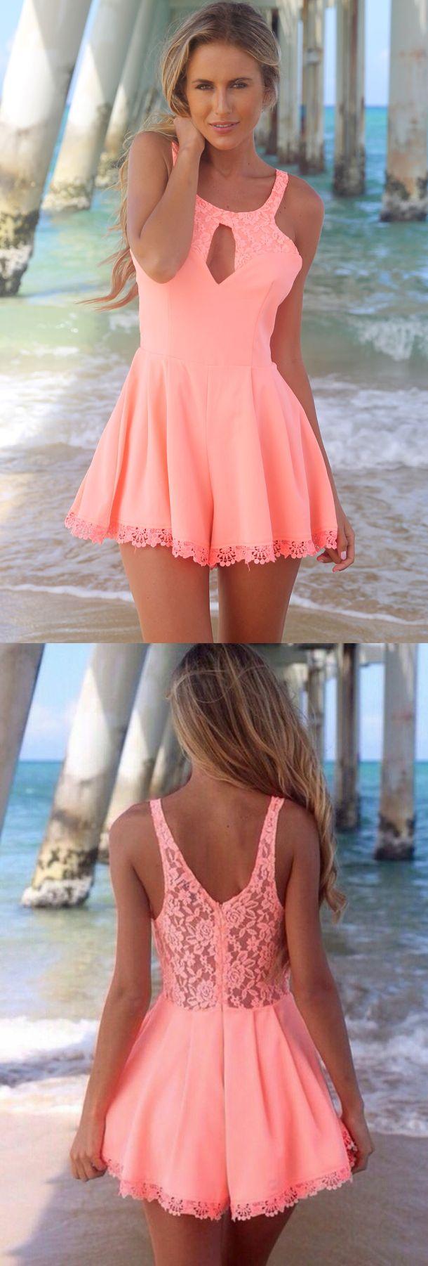Свадьба - A-Line Round Sleeveless Short Coral Homecoming Dress With Keyhole Lace