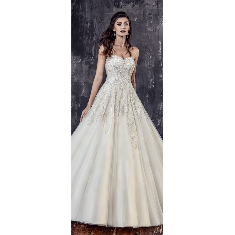 Hochzeit - Eddy K. CT205 2018 Sweet Sleeveless Sweetheart Chapel Train Aline Ivory Covered Button Tulle Beading Hall Spring Wedding Gown - Bonny Evening Dresses Online 