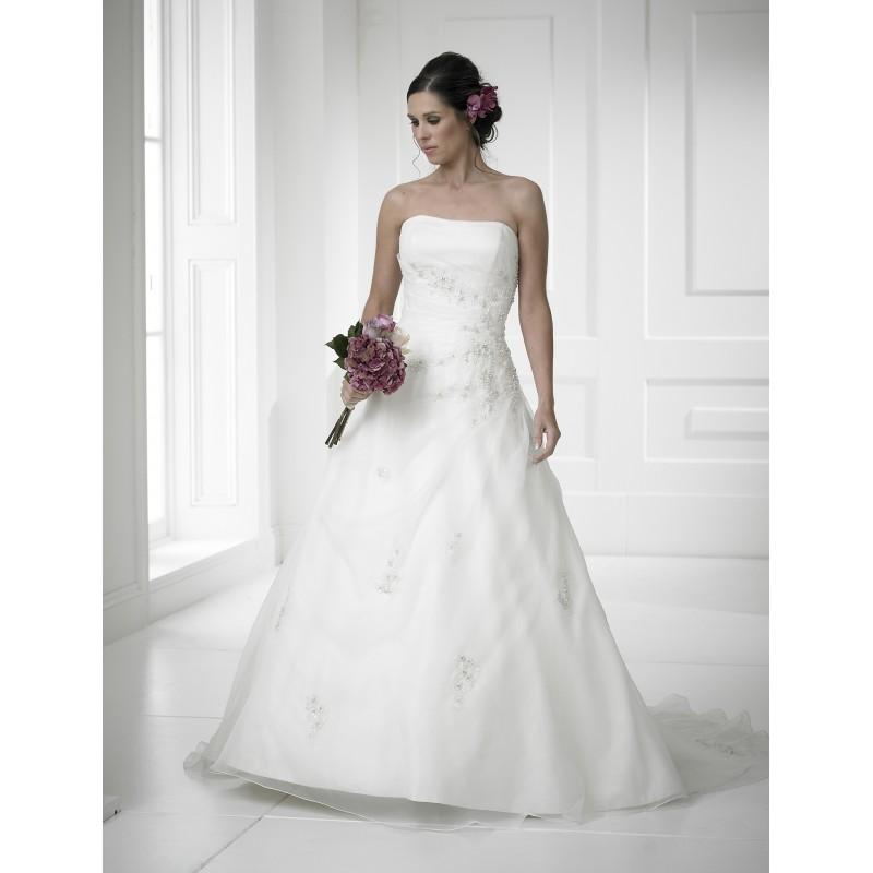 Wedding - Eloise Mae EM135 - Stunning Cheap Wedding Dresses