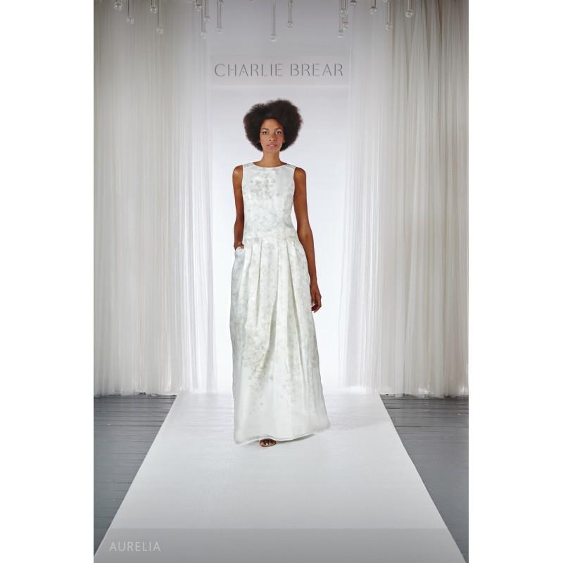 Hochzeit - Charlie Brear WR.E.2000.08.AURELIA -  Designer Wedding Dresses