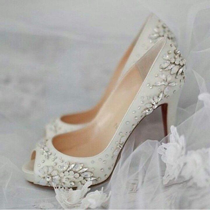 Hochzeit - Sapatos Para Noiva Personalizados