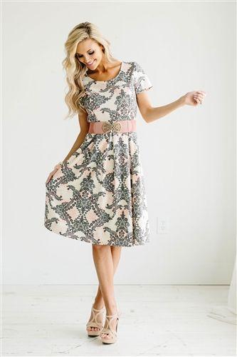 Hochzeit - The Ivy In Paisley Floral
