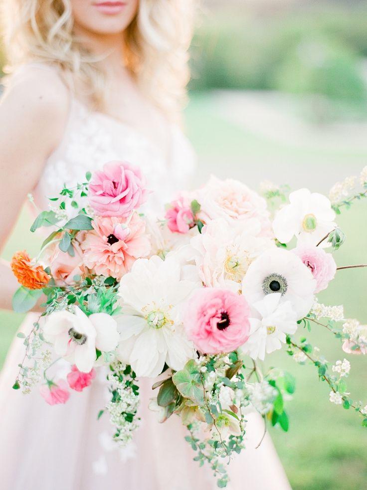 Mariage - Color Loving Brides, This Inspo Is For You