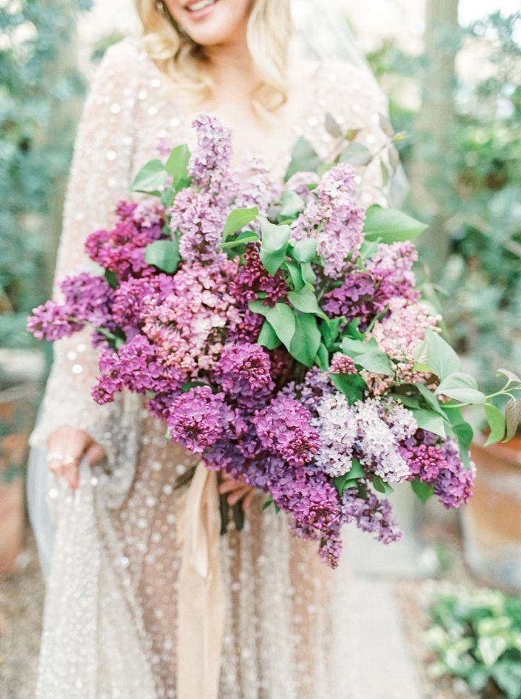 Свадьба - Rain Brought This Wedding Inspo Inside   It Couldn't Be More Gorg