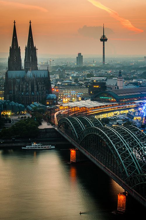 Свадьба - Honeymoon Destinations - Cologne, Germany
