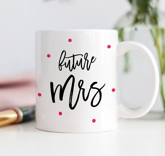 Mariage - Wifey Mug, Future Mrs Mug, Engagement Mug, Engaged Gift, Wifey, Soon To Be Mrs Mug, Engaged Mug, Calligraphy Mug, Hand Lettered Mug, Pink