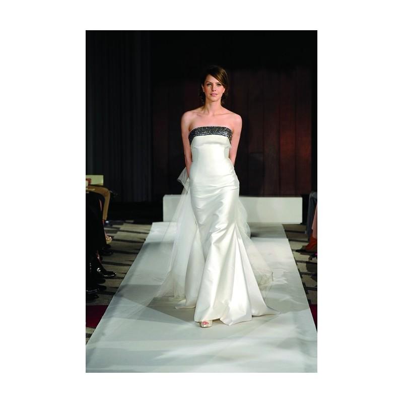 Anne Bowen Strapless White Silk Mermaid Wedding Dress Stunning