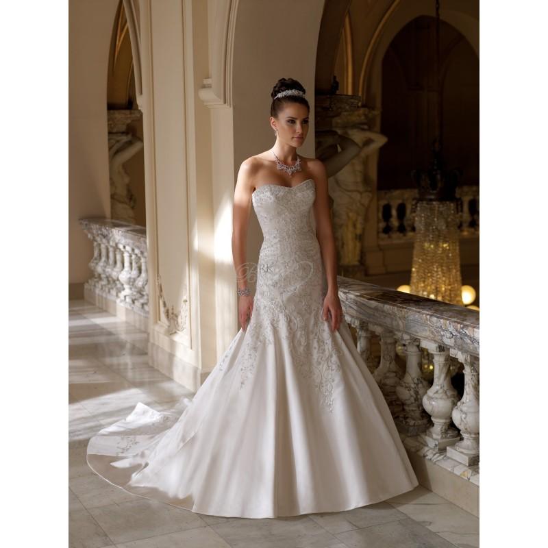 Hochzeit - David Tutera for Mon Cheri Spring 2013 - Style 113220 Polly - Elegant Wedding Dresses