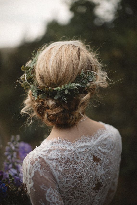 Hochzeit - Fern Headpiece- Wedding Headpiece- Vine Halo- Romantic Wedding- Rustic Flower Crown- Greenery Comb- Bridal Hair Comb- Bridal Flower Crown