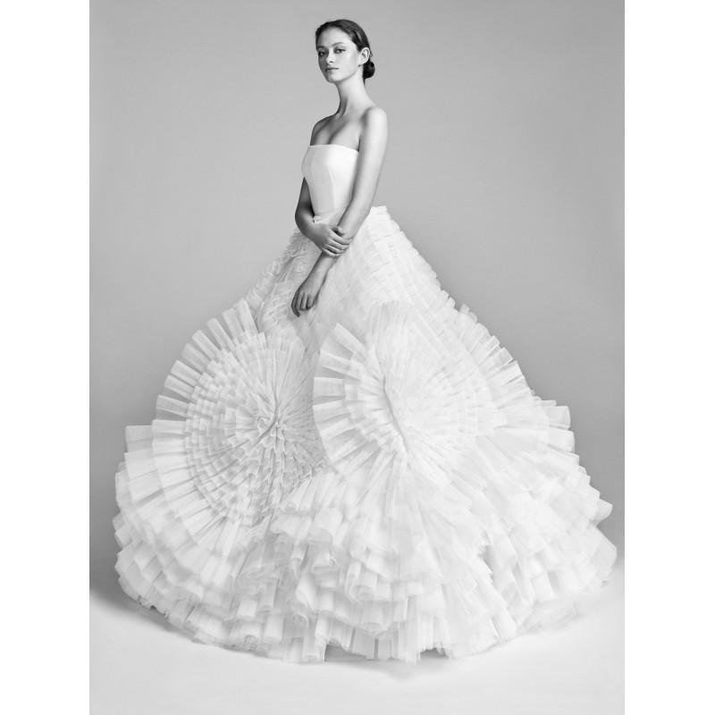 Mariage - Viktor&Rolf Spring/Summer 2018 Pleated Tulle Swirl Sweep Train Vogue Ivory Sleeveless Strapless Ball Gown Ruffle Bridal Dress - Top Design Dress Online Shop