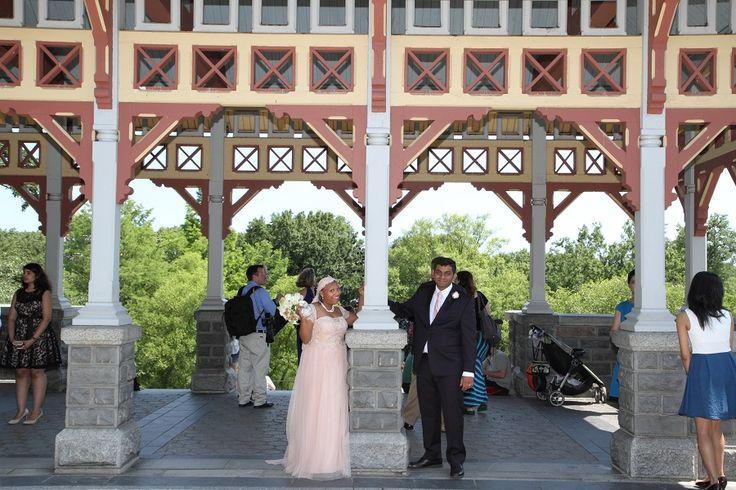 Hochzeit - Belvedere Castle Terrace In Central Park