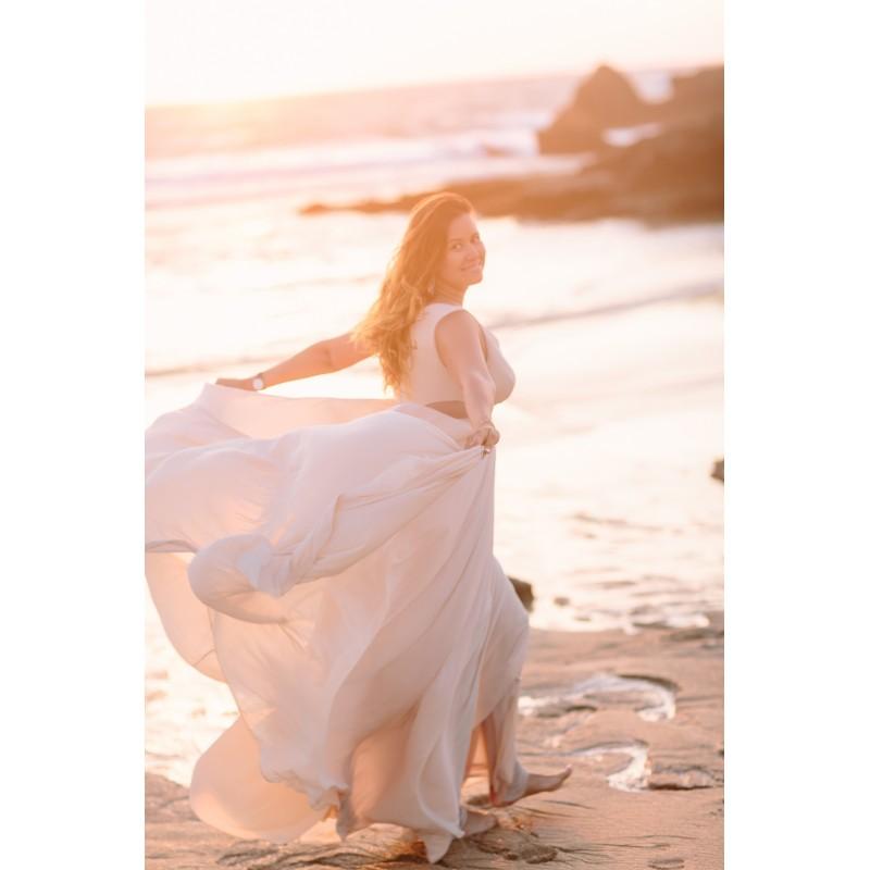 Wedding - Plus Size Sweep Train Pink Aline Sleeveless V-Neck Zipper Up Summer Beach Chiffon Wedding Gown - overpinks.com