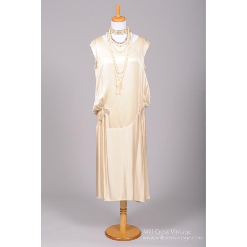 Hochzeit - Mill Crest Vintage 1920 Champagne Slipper Satin Vintage Wedding Dress -  Designer Wedding Dresses