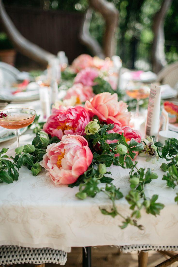Hochzeit - Beauty In Bloom Garden Party