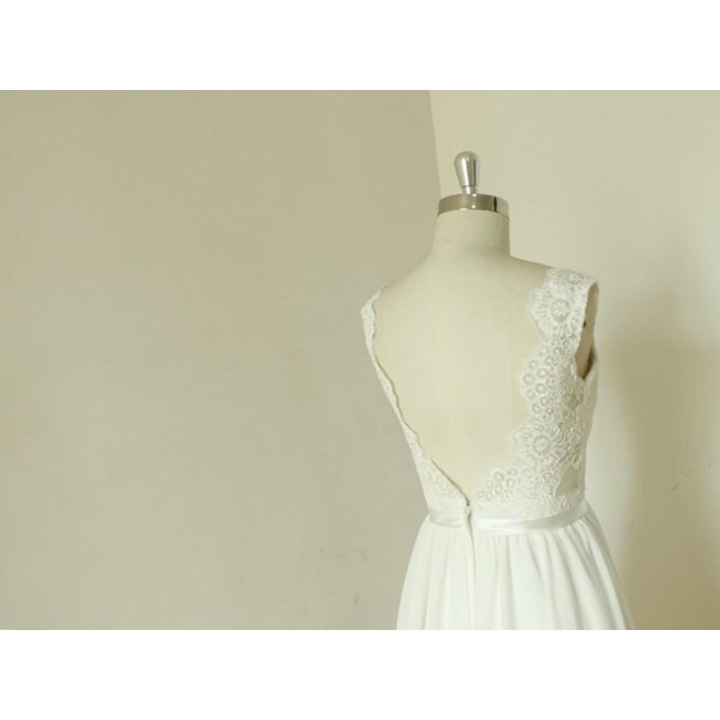 Wedding - Backless chiffon lace wedding dress - Hand-made Beautiful Dresses