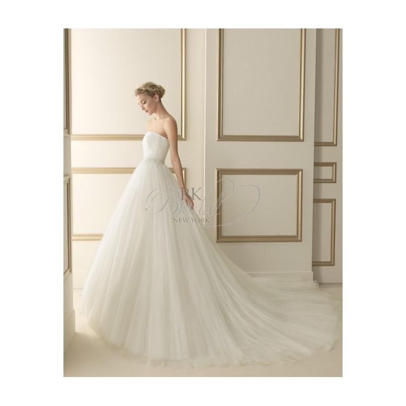Hochzeit - Luna Novias By Rosa Clara Spring 2014 Style 128 Elton - Elegant Wedding Dresses